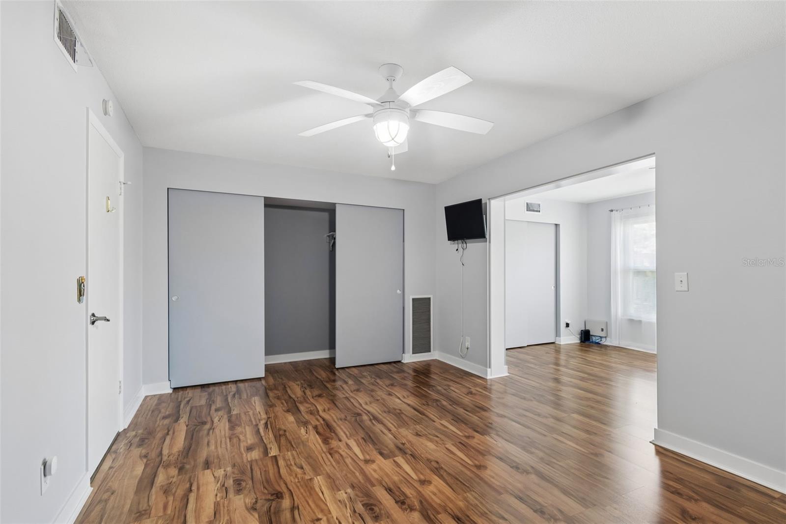 Image 24 of 57 For 2043 Denmark Street 61