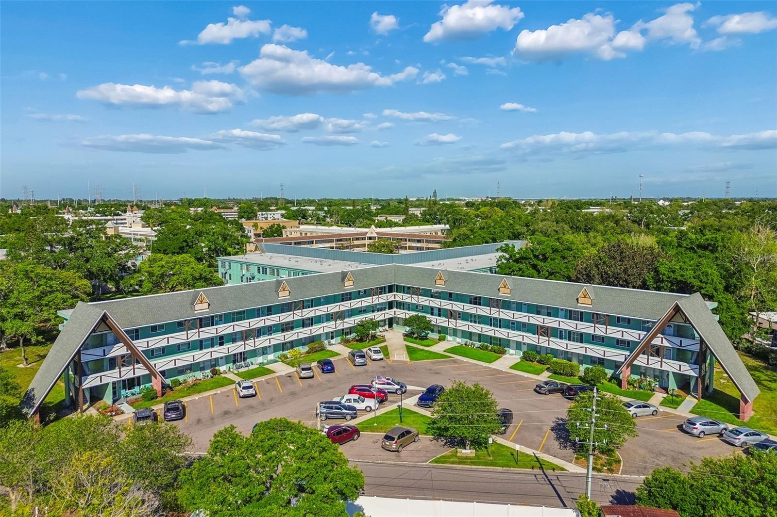 Image 31 of 57 For 2043 Denmark Street 61