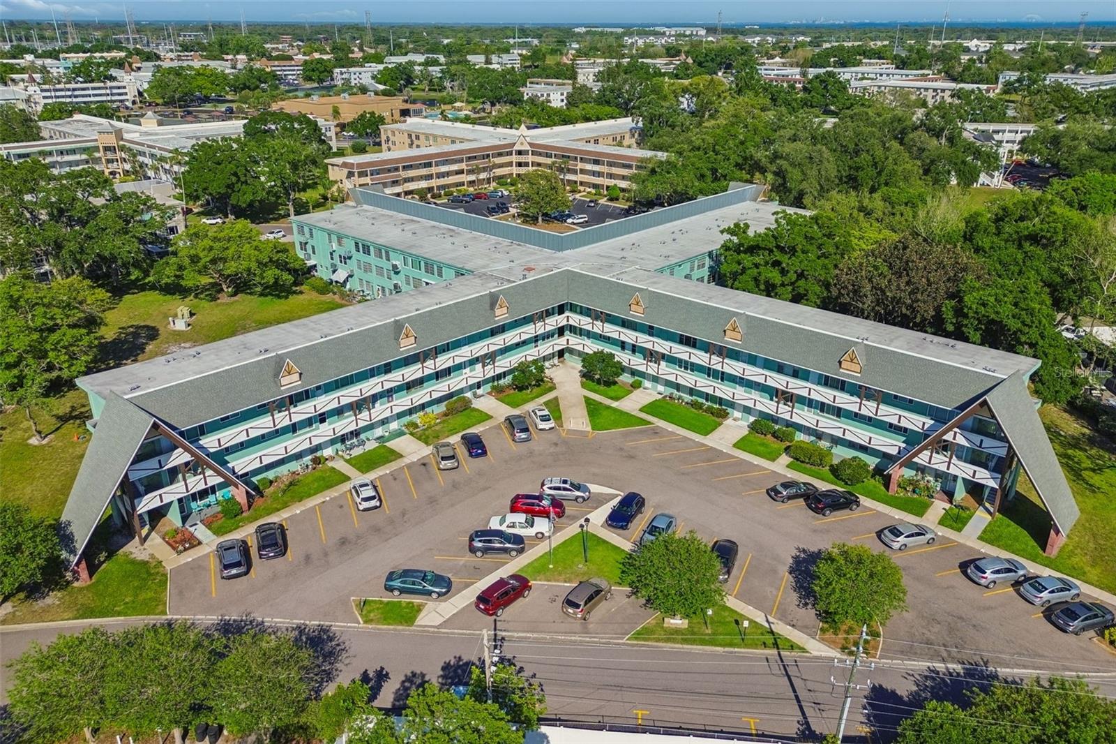 Image 33 of 57 For 2043 Denmark Street 61