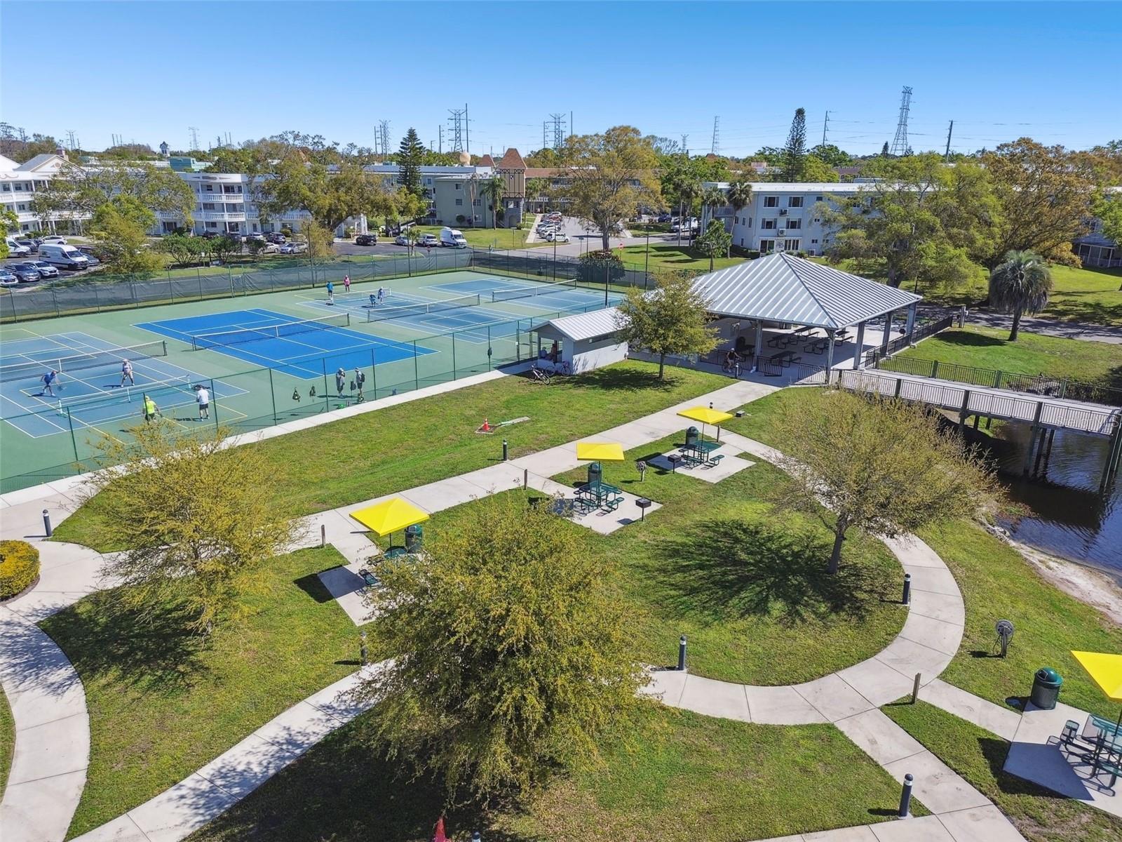 Image 39 of 57 For 2043 Denmark Street 61