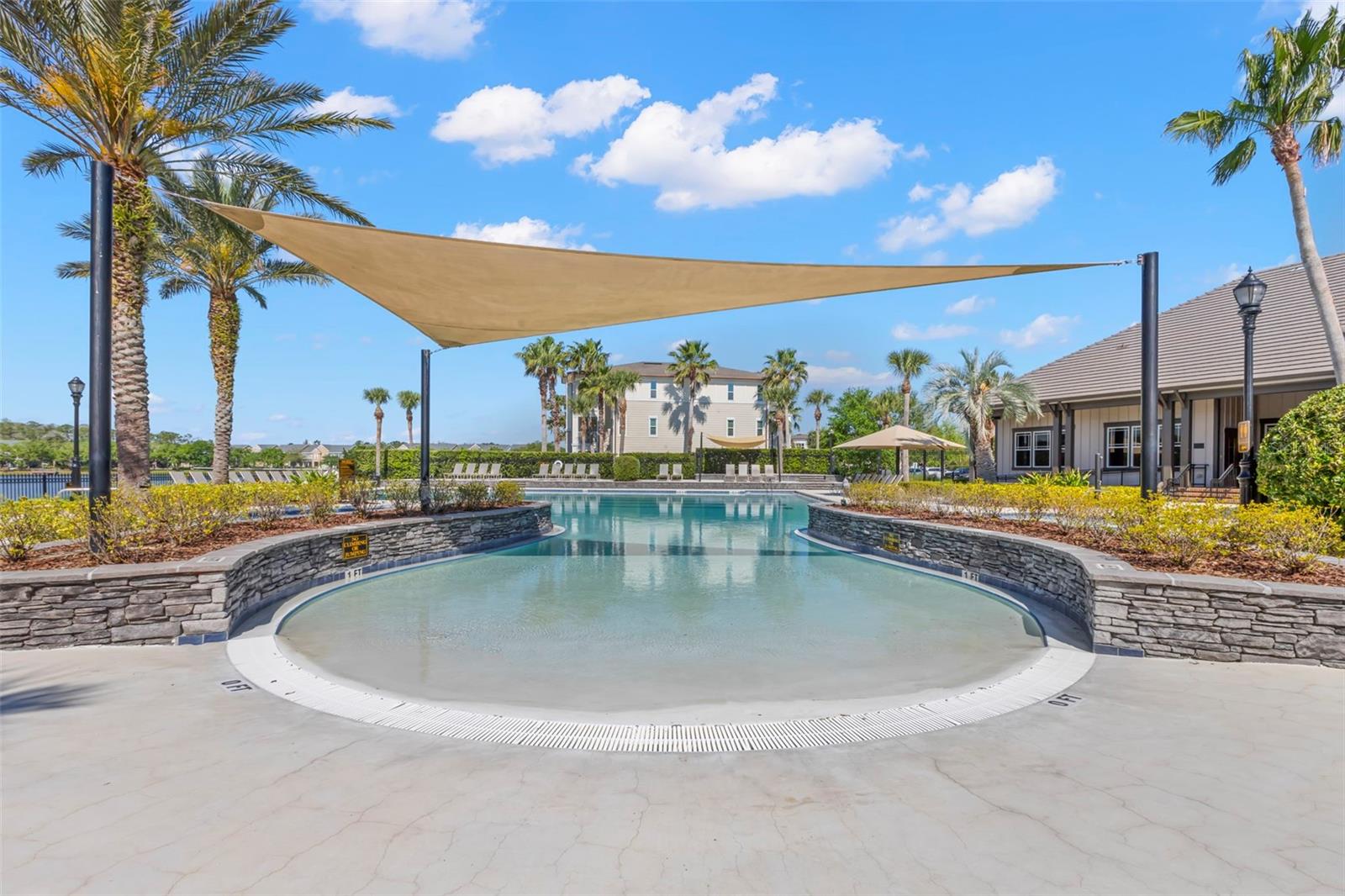 Image 64 of 81 For 11732 Casa Lago Lane