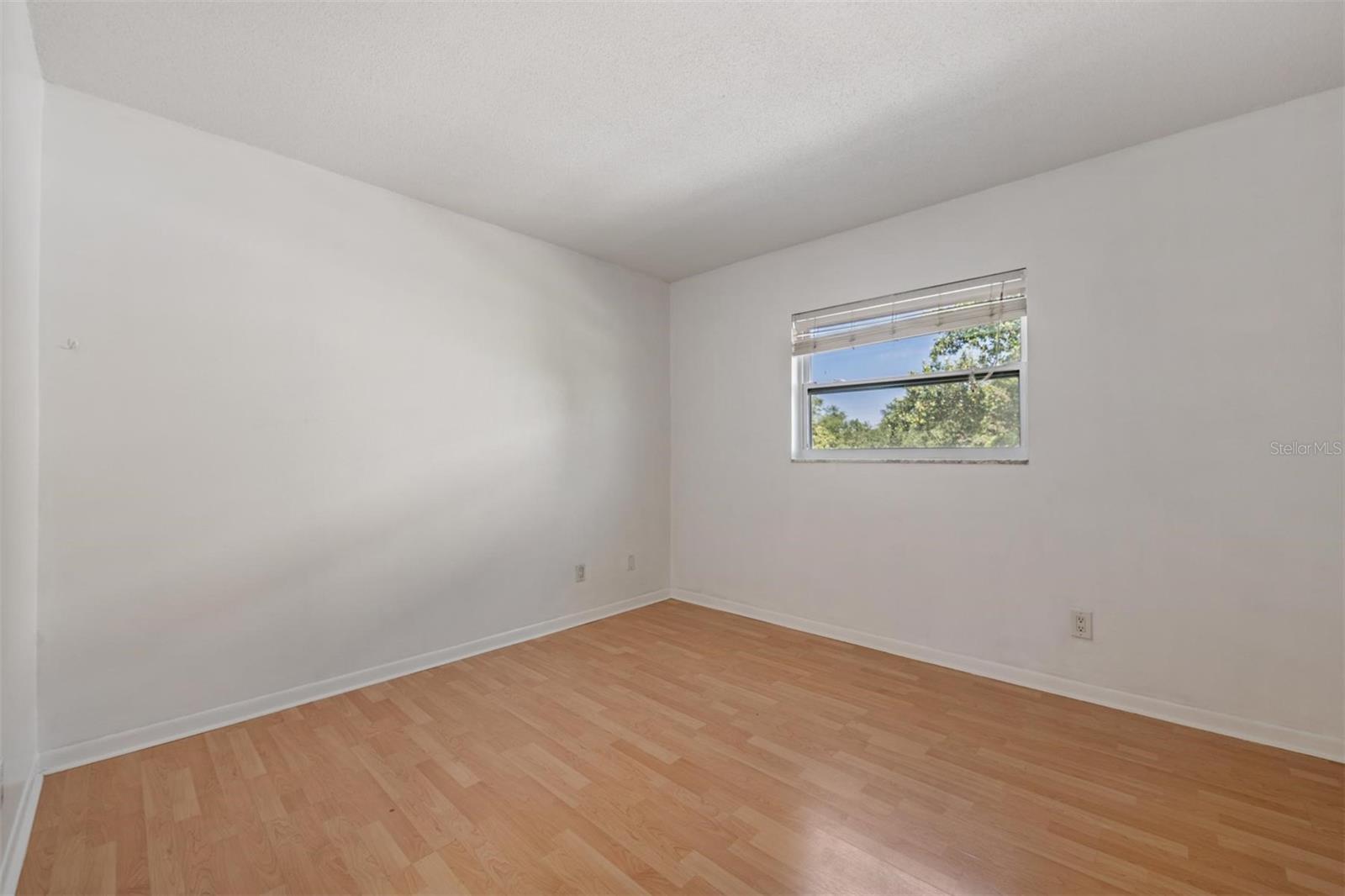 Image 15 of 27 For 120 Church Avenue 206