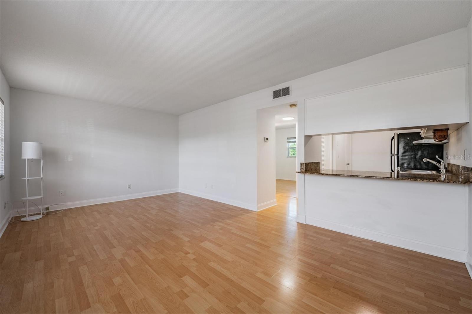 Image 5 of 27 For 120 Church Avenue 206