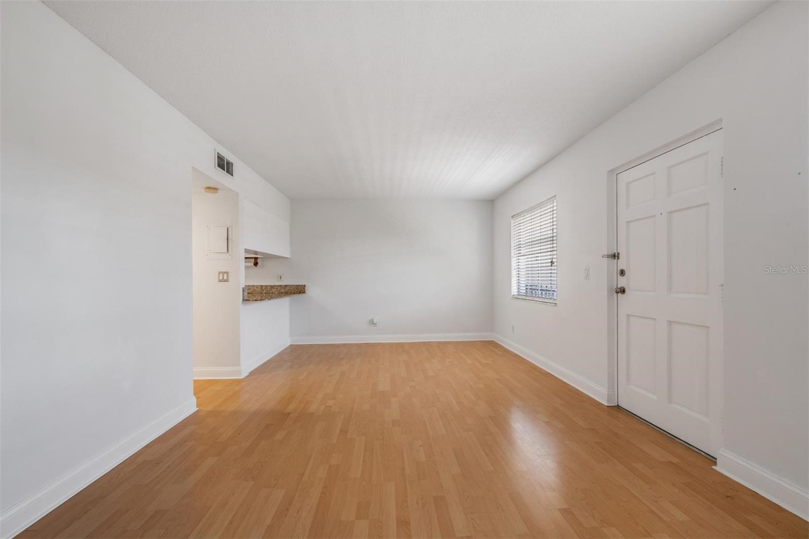 Image 8 of 27 For 120 Church Avenue 206