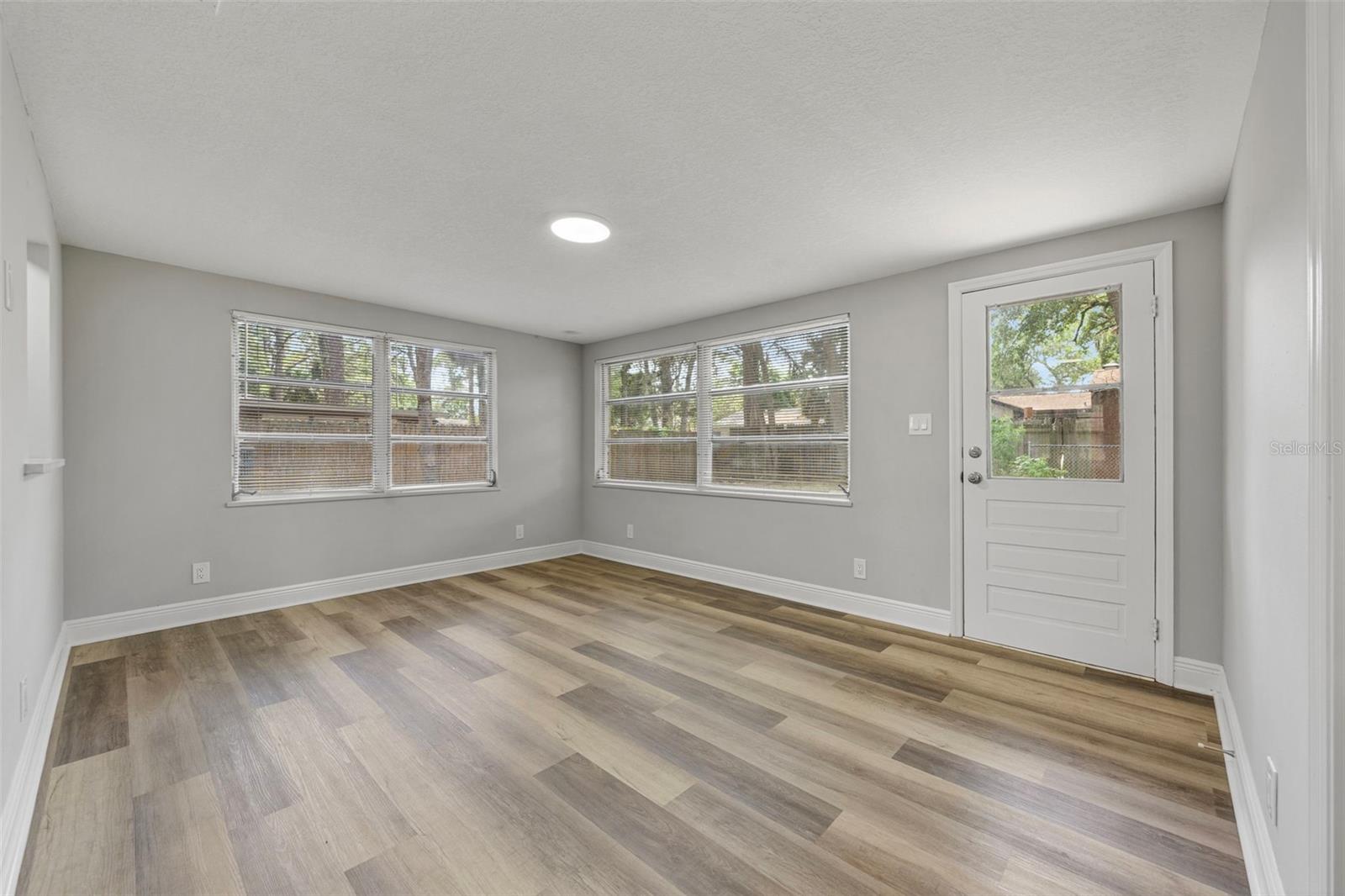 Image 13 of 30 For 7151 Pinewood Drive