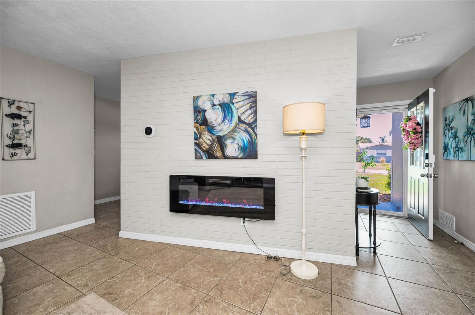 Image 10 of 58 For 29752 69th Way N