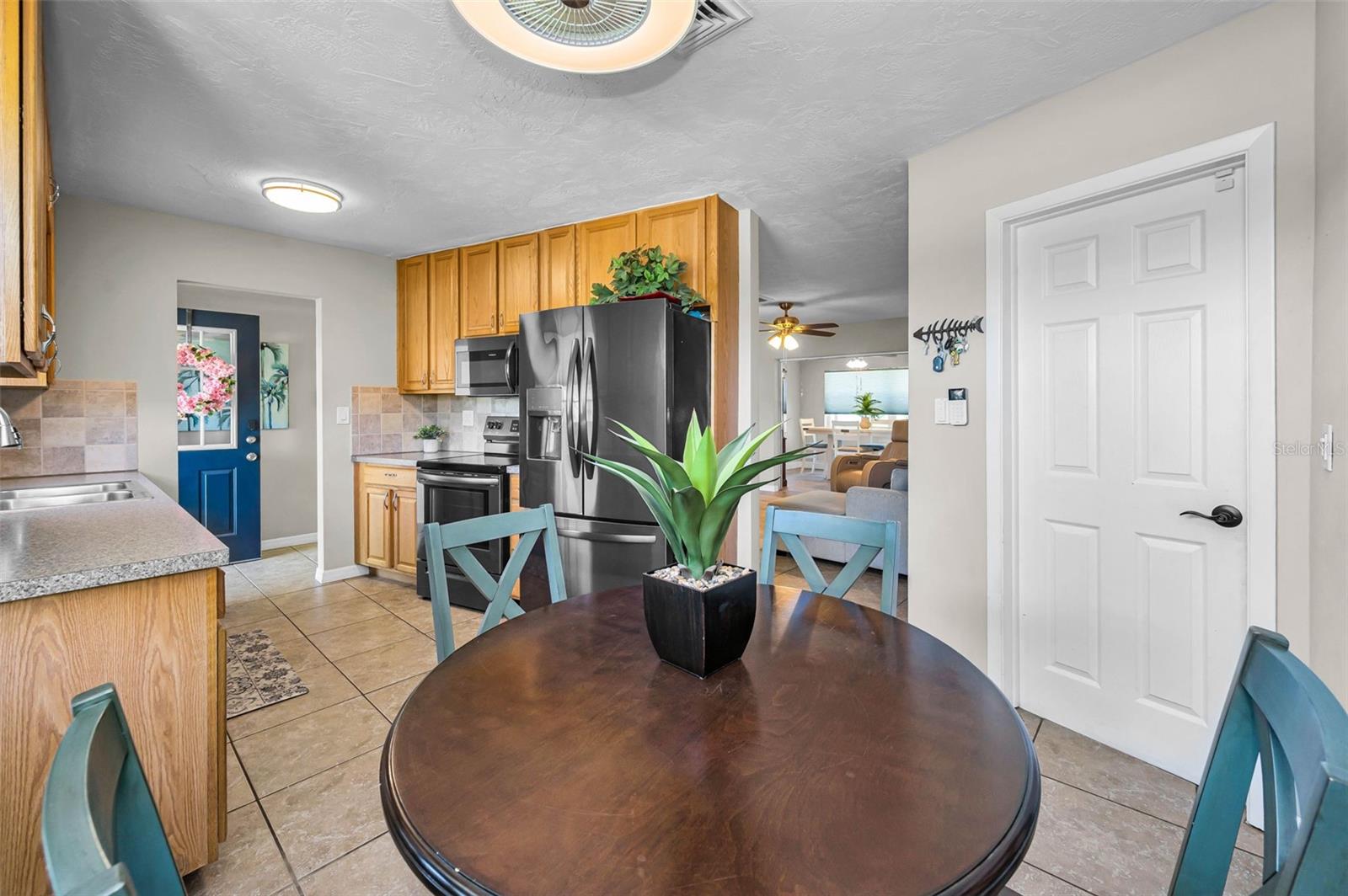 Image 21 of 58 For 29752 69th Way N