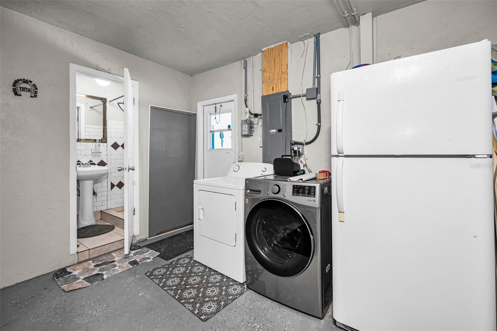 Image 30 of 58 For 29752 69th Way N