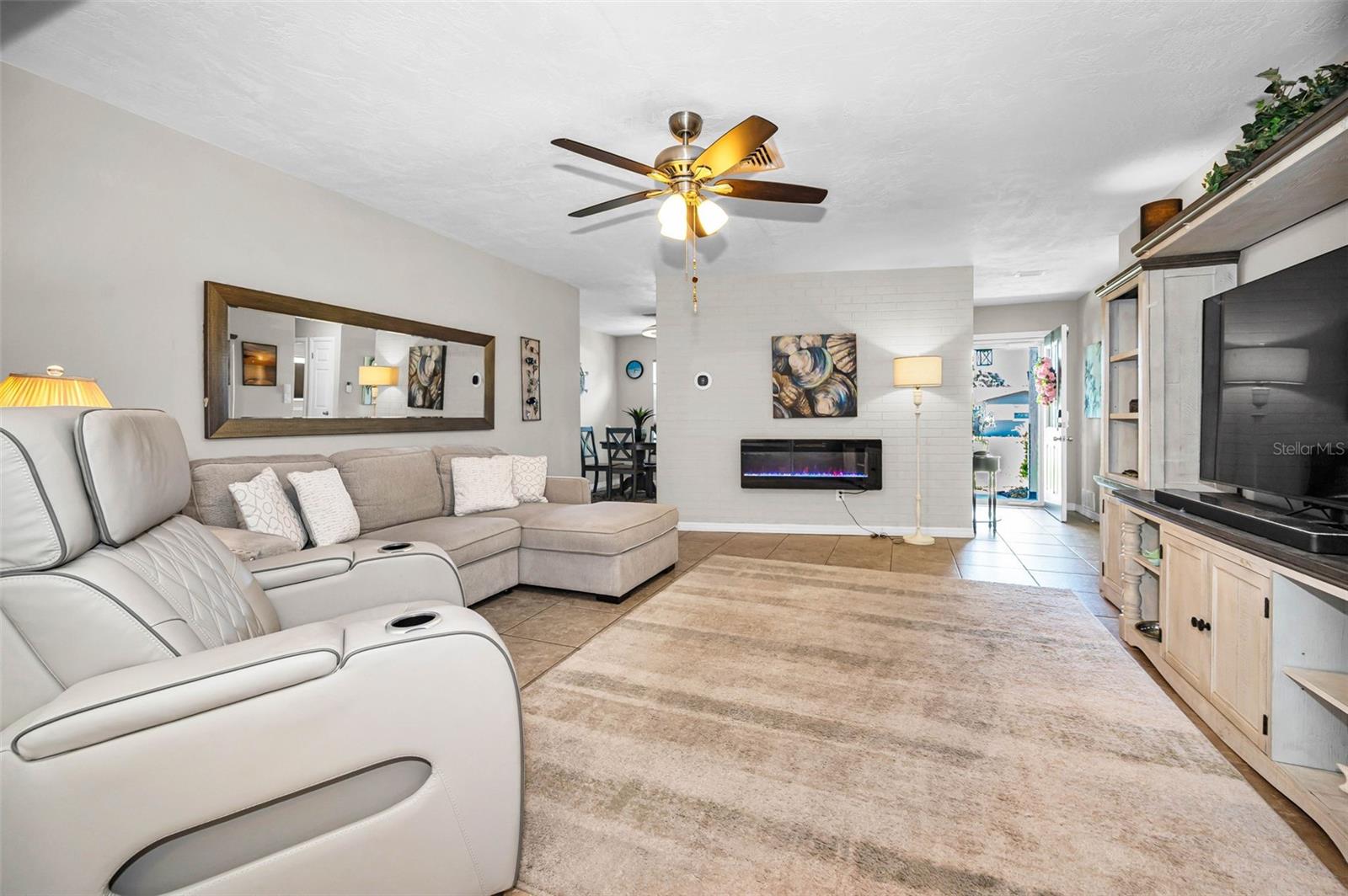 Image 9 of 58 For 29752 69th Way N