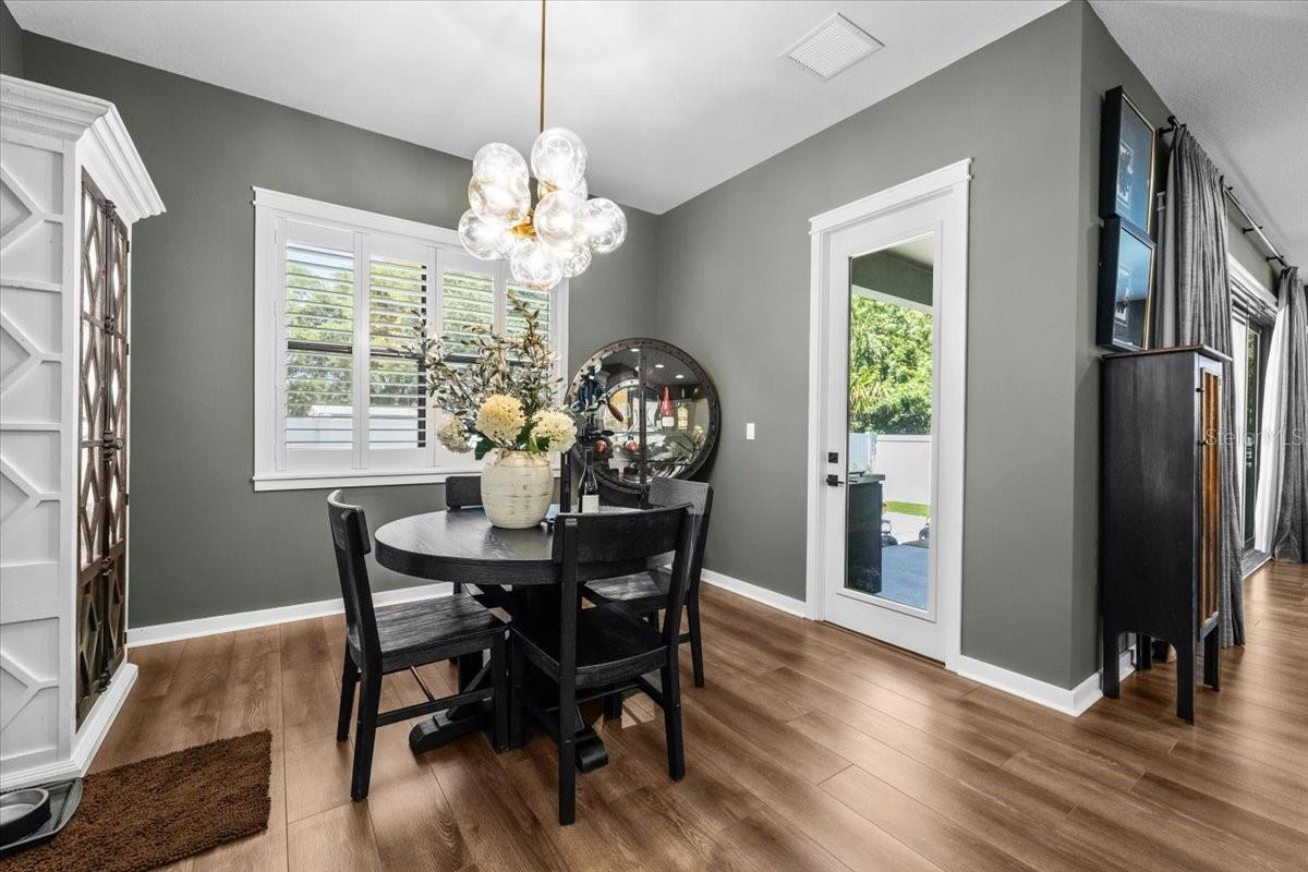 Image 11 of 44 For 3804 Darwin Avenue