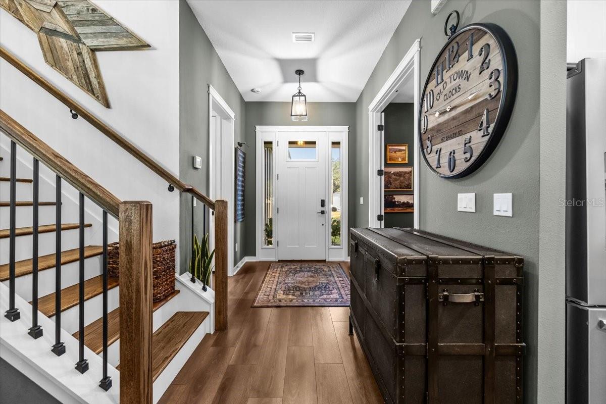 Image 4 of 44 For 3804 Darwin Avenue