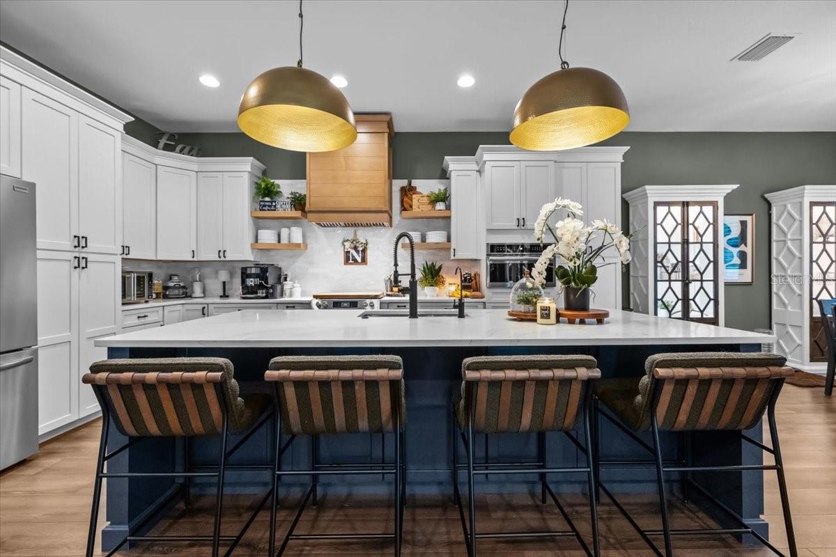 Image 7 of 44 For 3804 Darwin Avenue