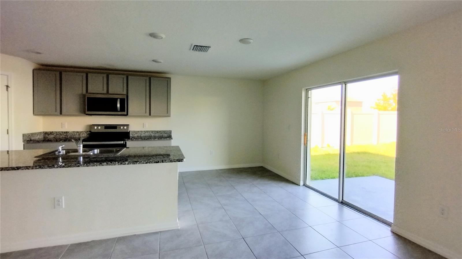 Image 5 of 29 For 16702 Carlton Pond Street