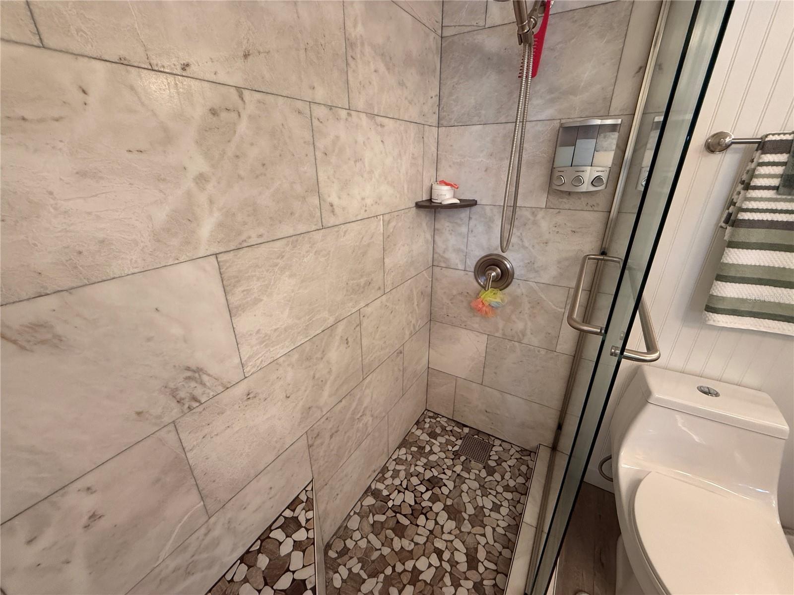 Image 14 of 38 For 4942 Coquina Key Drive Se