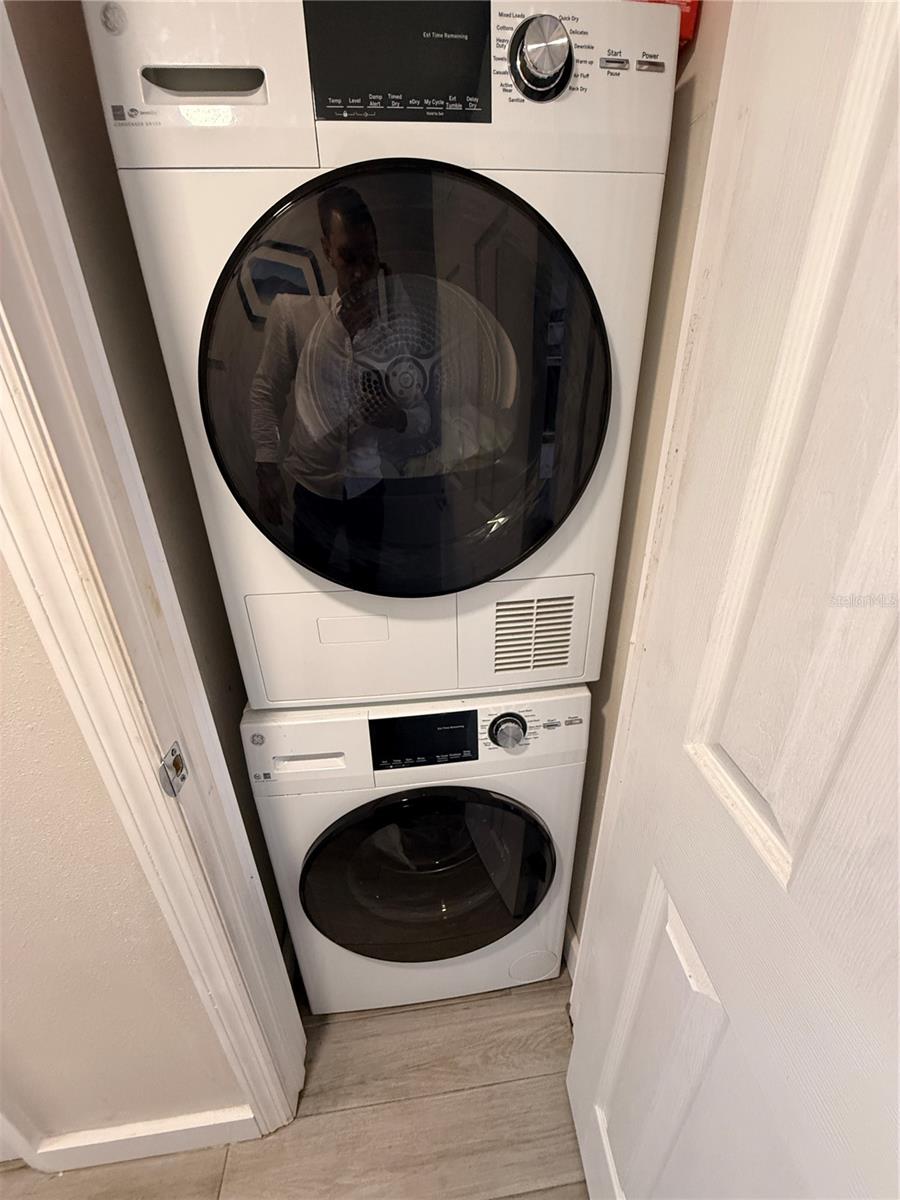 Image 18 of 38 For 4942 Coquina Key Drive Se