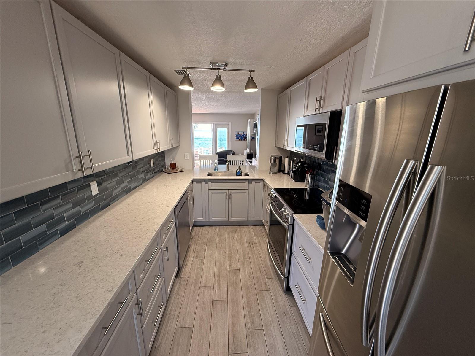 Image 3 of 38 For 4942 Coquina Key Drive Se