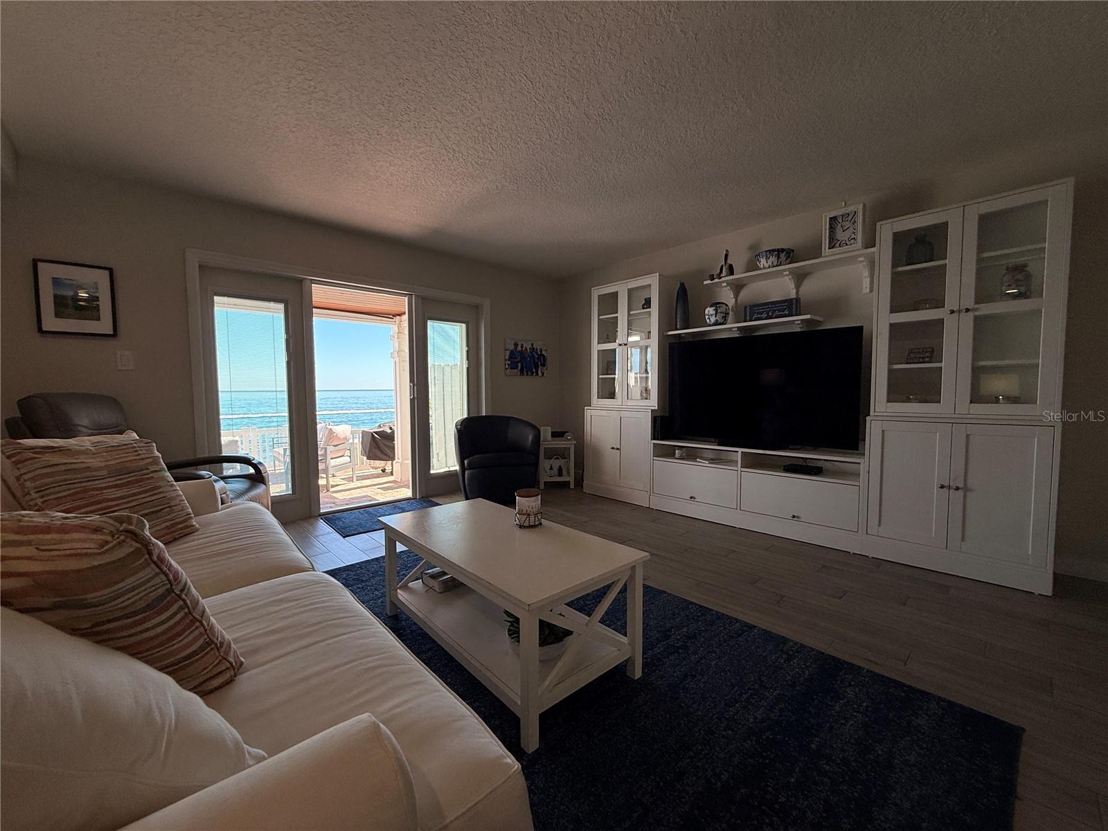 Image 7 of 38 For 4942 Coquina Key Drive Se