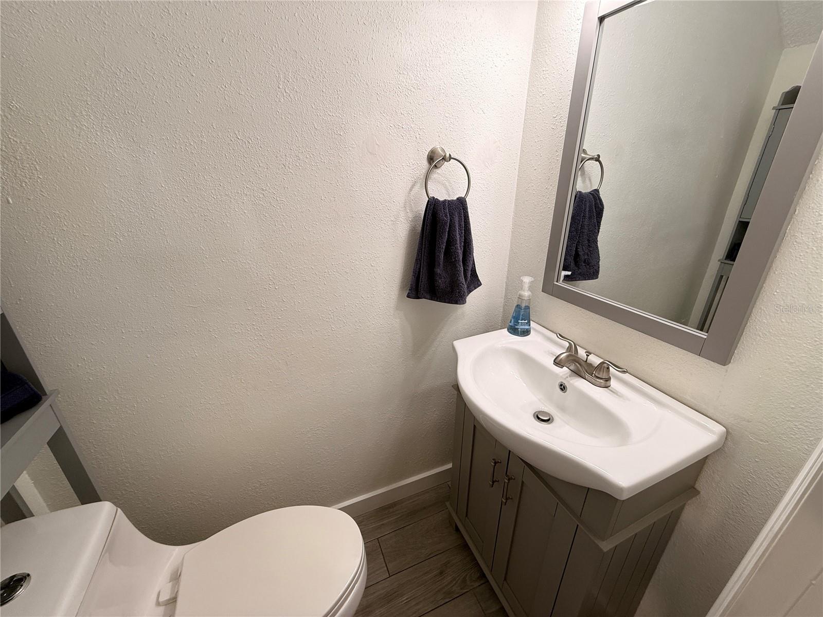 Image 8 of 38 For 4942 Coquina Key Drive Se