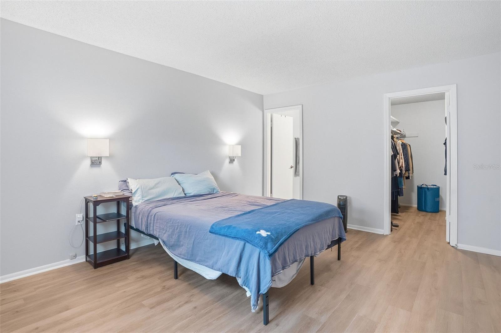 Image 12 of 16 For 1715 Belleair Forest Drive A