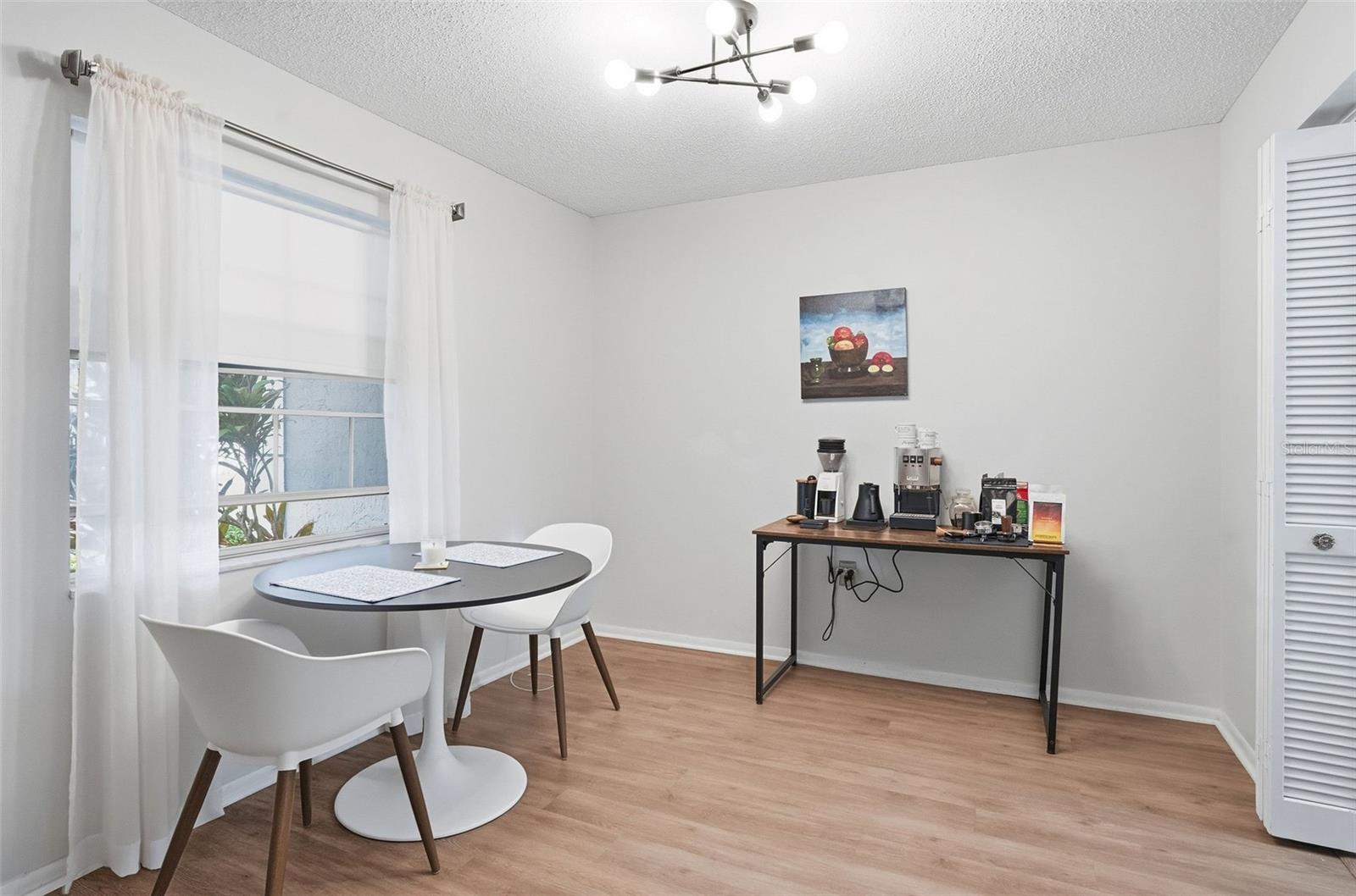 Image 4 of 16 For 1715 Belleair Forest Drive A