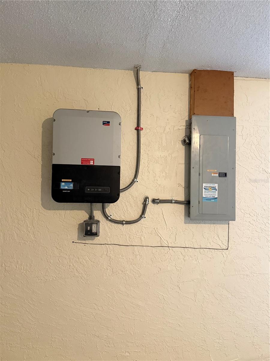 Image 8 of 27 For 600 6th Avenue Se