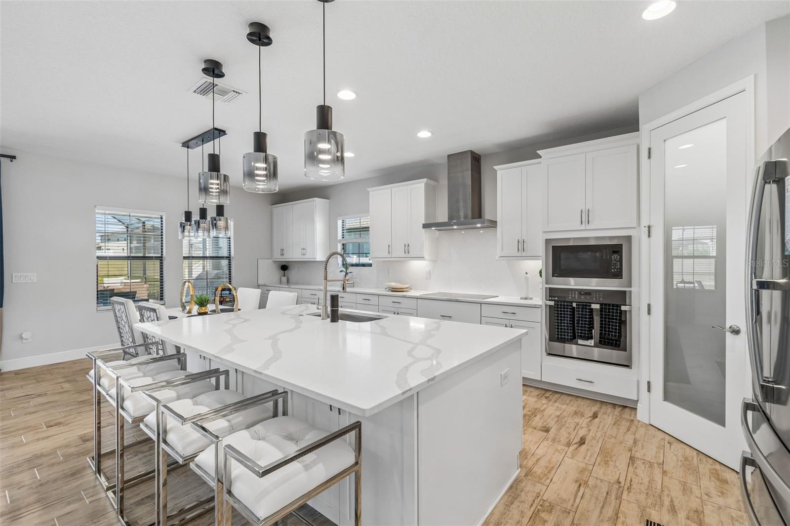 Image 17 of 100 For 13154 Twin Bridges Drive