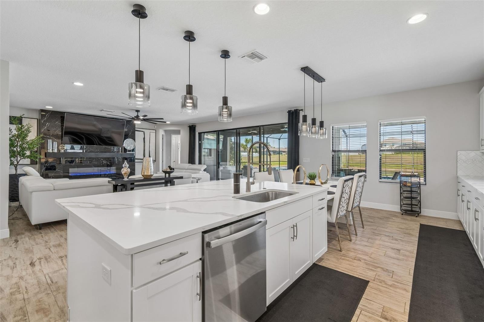 Image 21 of 100 For 13154 Twin Bridges Drive