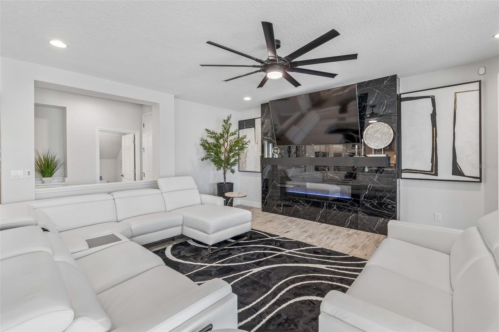 Image 28 of 100 For 13154 Twin Bridges Drive