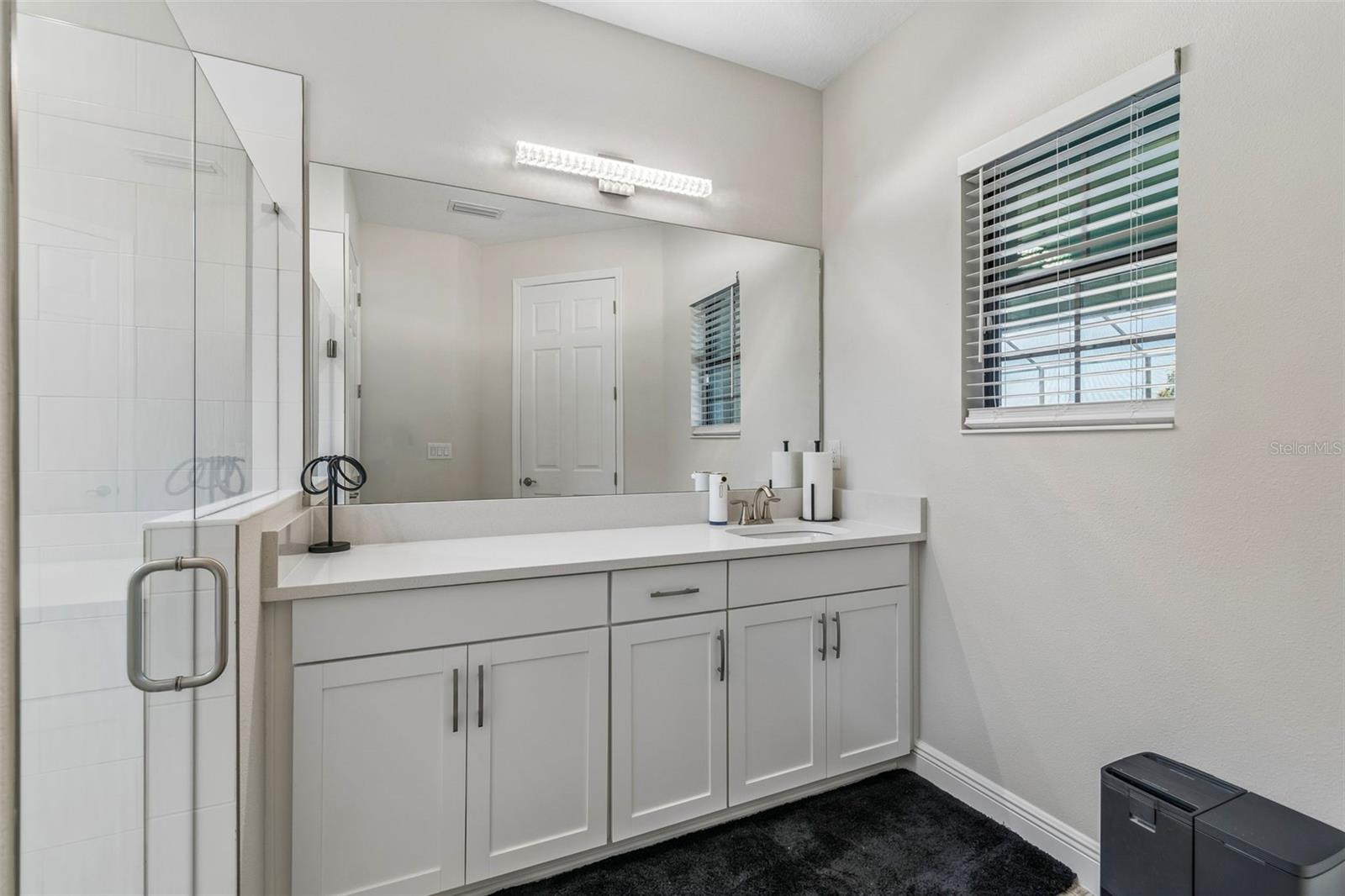 Image 34 of 100 For 13154 Twin Bridges Drive