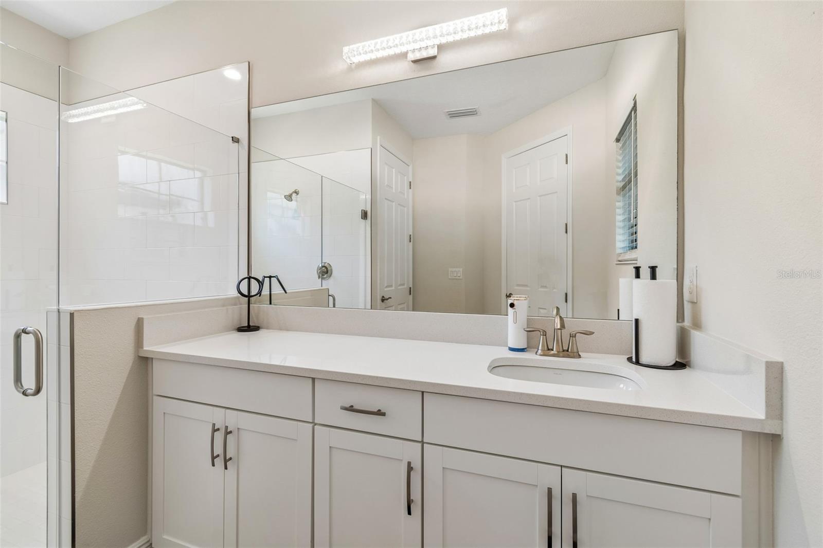 Image 35 of 100 For 13154 Twin Bridges Drive