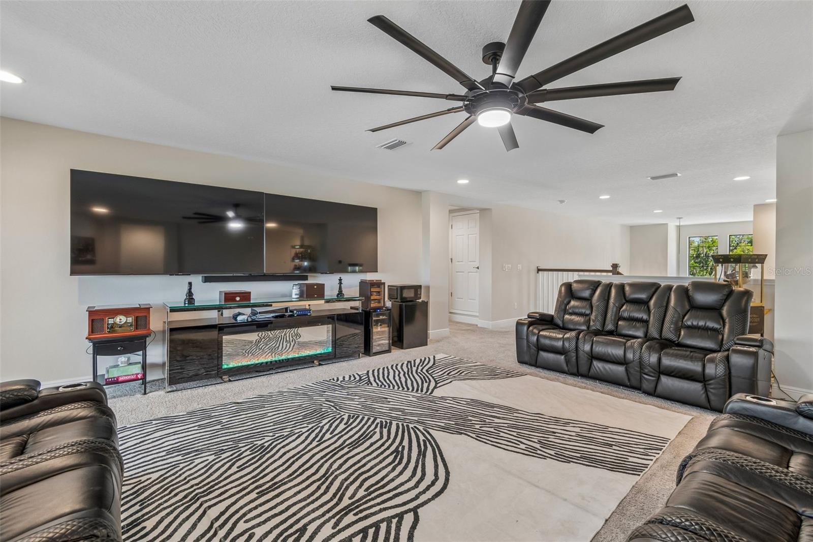 Image 42 of 100 For 13154 Twin Bridges Drive