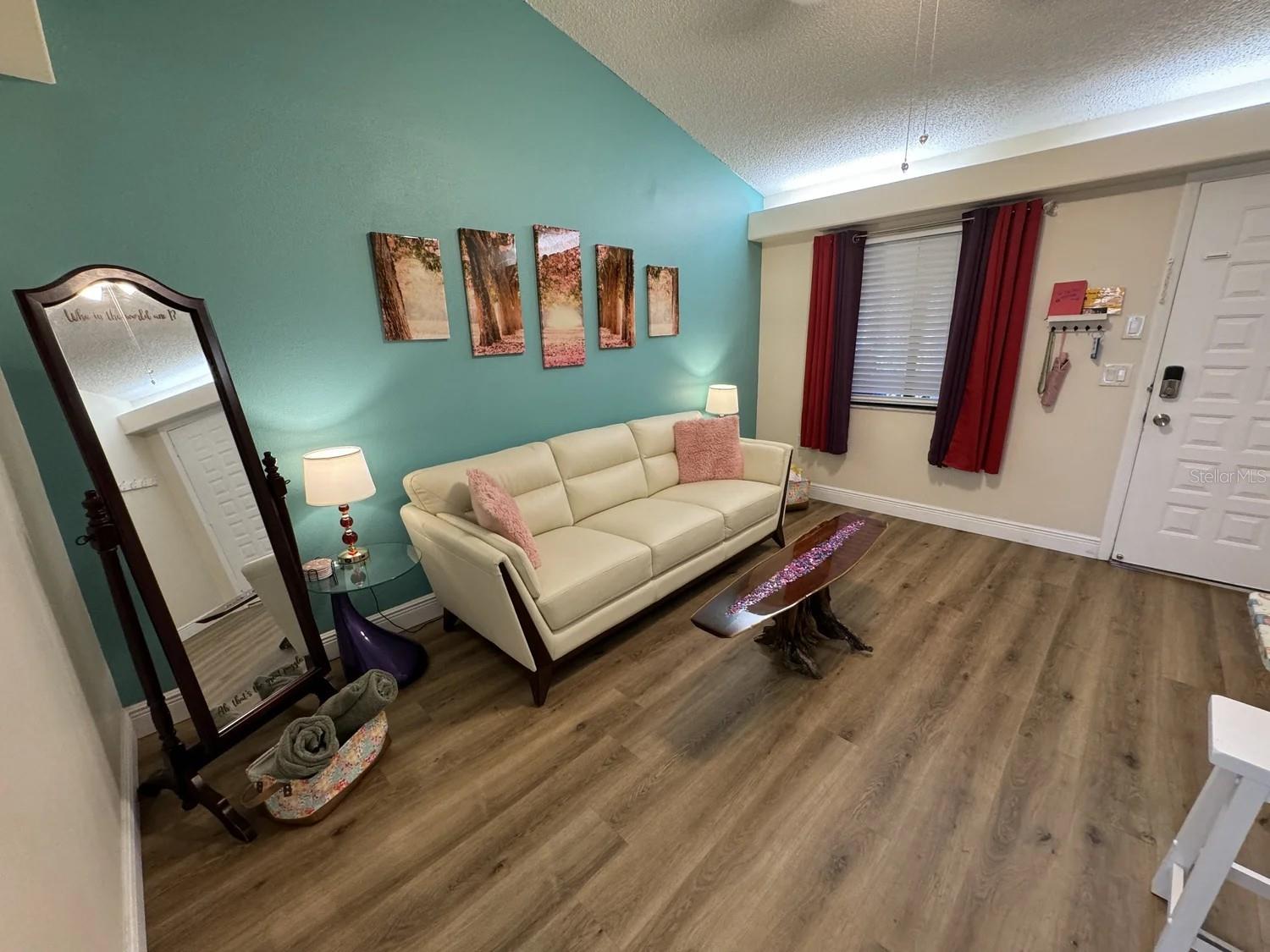 Image 5 of 17 For 20865 Haulover Cove D-4