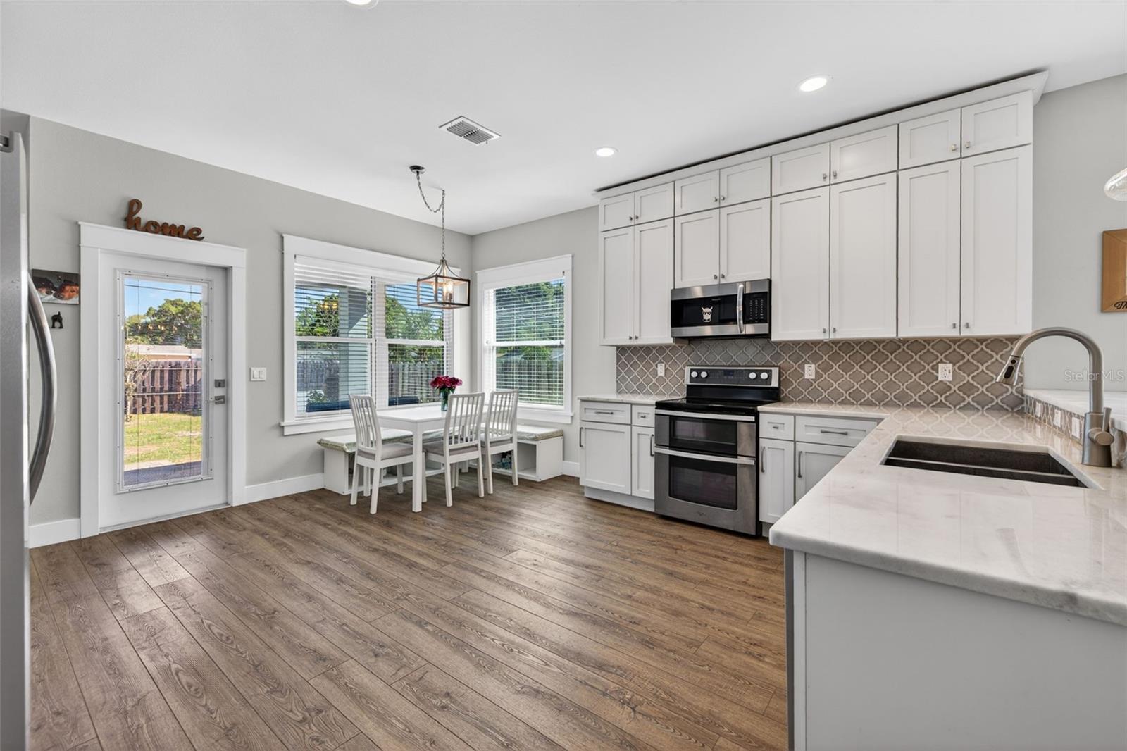 Image 12 of 47 For 1137 55th Avenue N