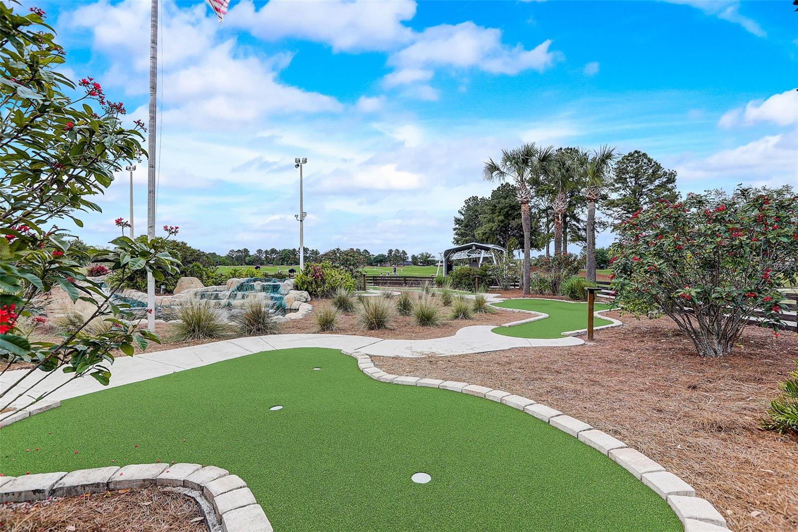 Image 33 of 35 For 23338 Dinhurst Ct