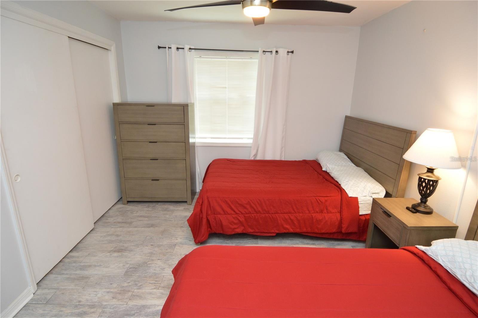 Image 34 of 100 For 3873 Pompano Drive Se B