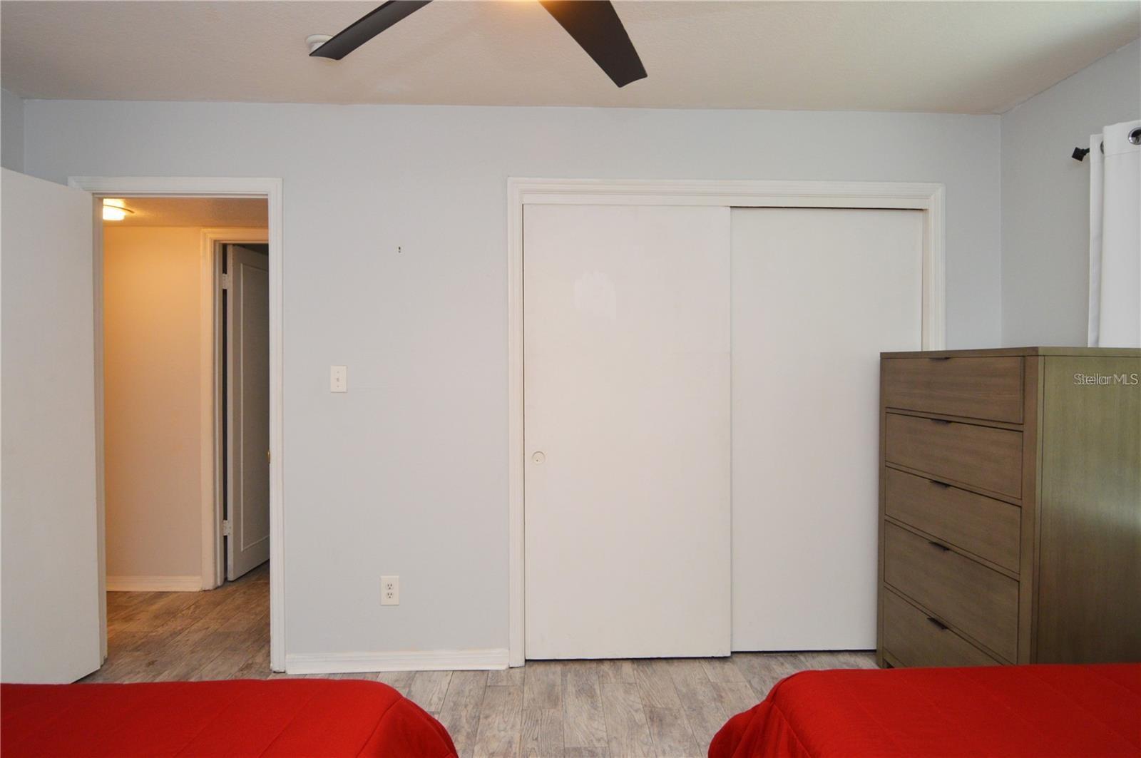 Image 38 of 100 For 3873 Pompano Drive Se B