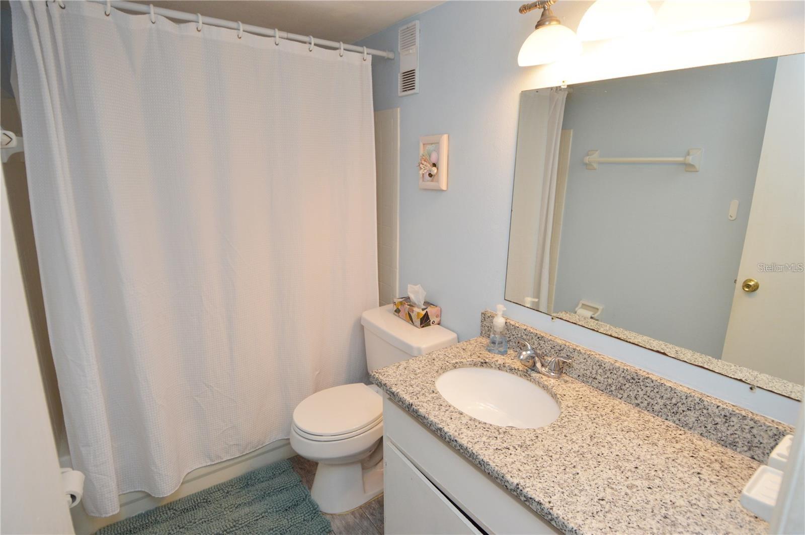 Image 39 of 100 For 3873 Pompano Drive Se B