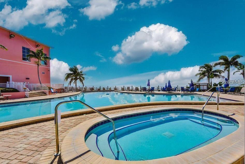 Image 87 of 100 For 3873 Pompano Drive Se B