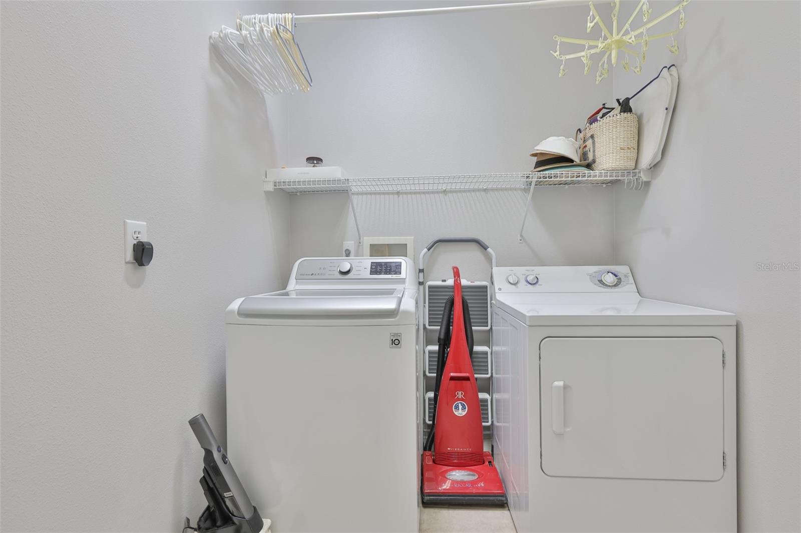 Image 20 of 43 For 1205 Fairway Greens Drive 58