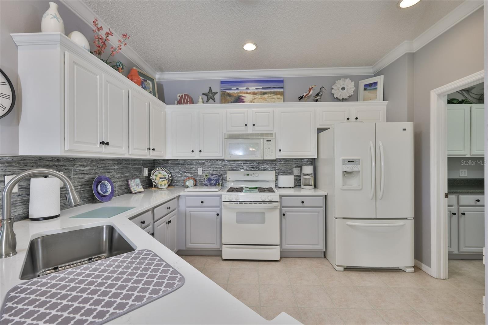 Image 4 of 43 For 1205 Fairway Greens Drive 58