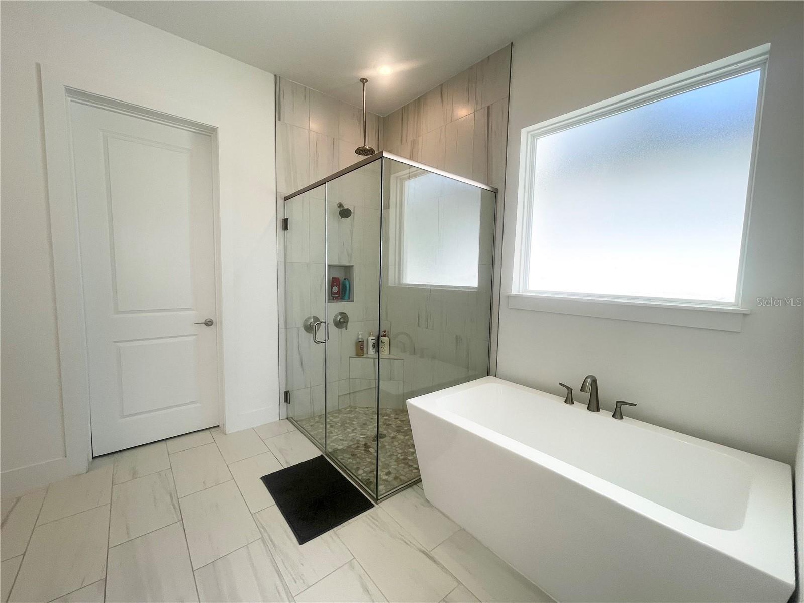 Image 18 of 49 For 8486 Ivy Stark Boulevard