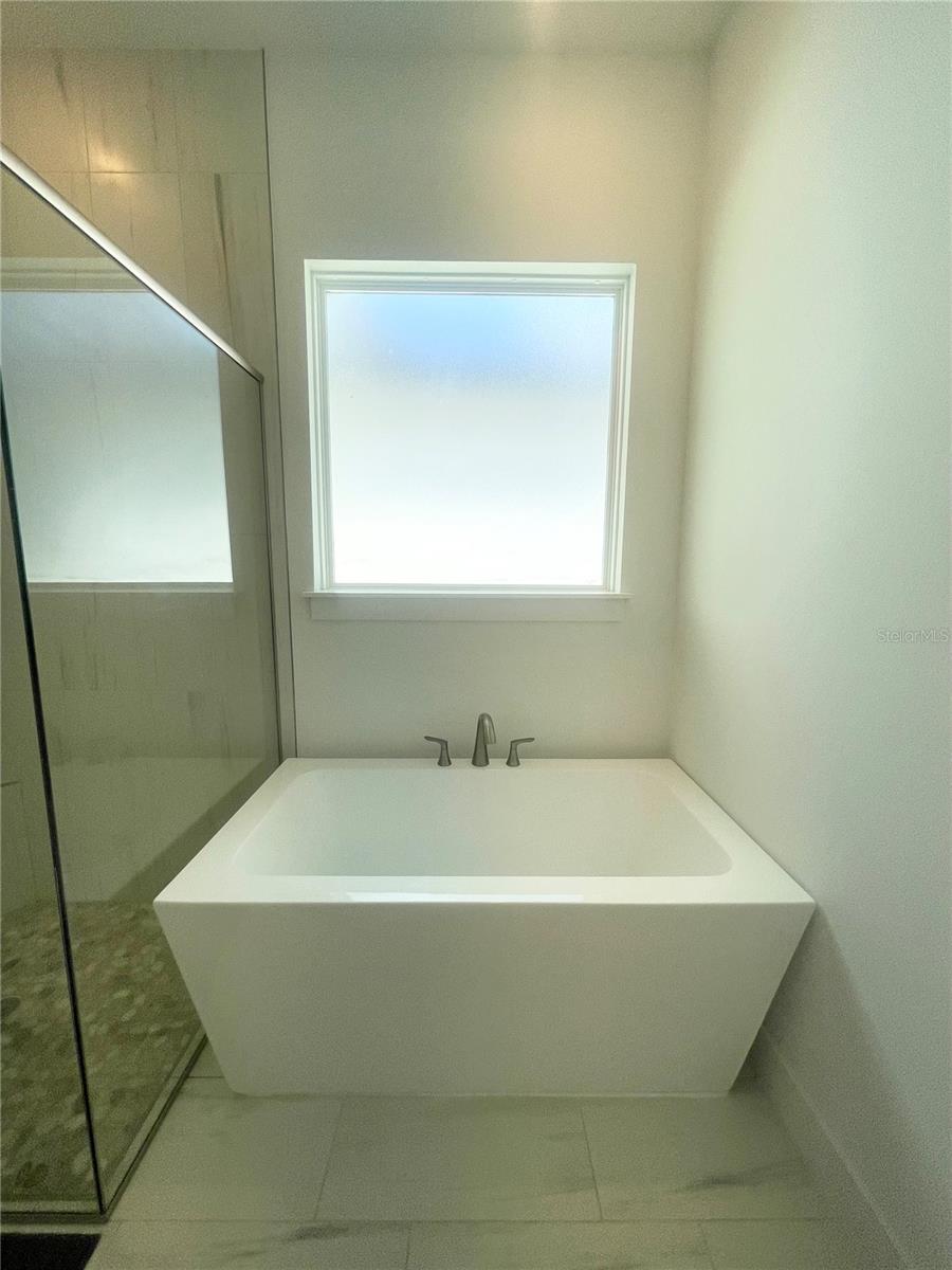 Image 21 of 49 For 8486 Ivy Stark Boulevard