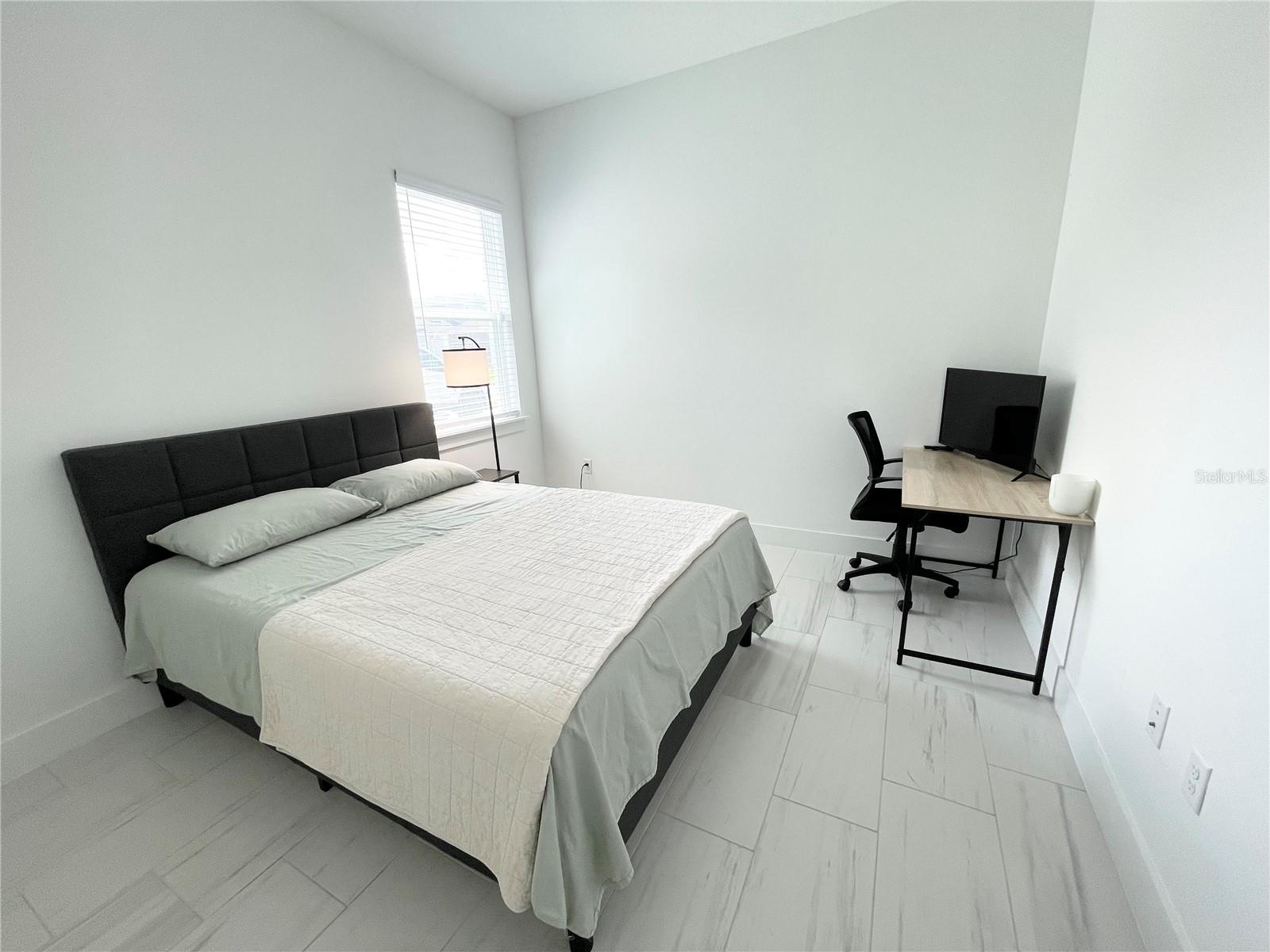 Image 23 of 49 For 8486 Ivy Stark Boulevard