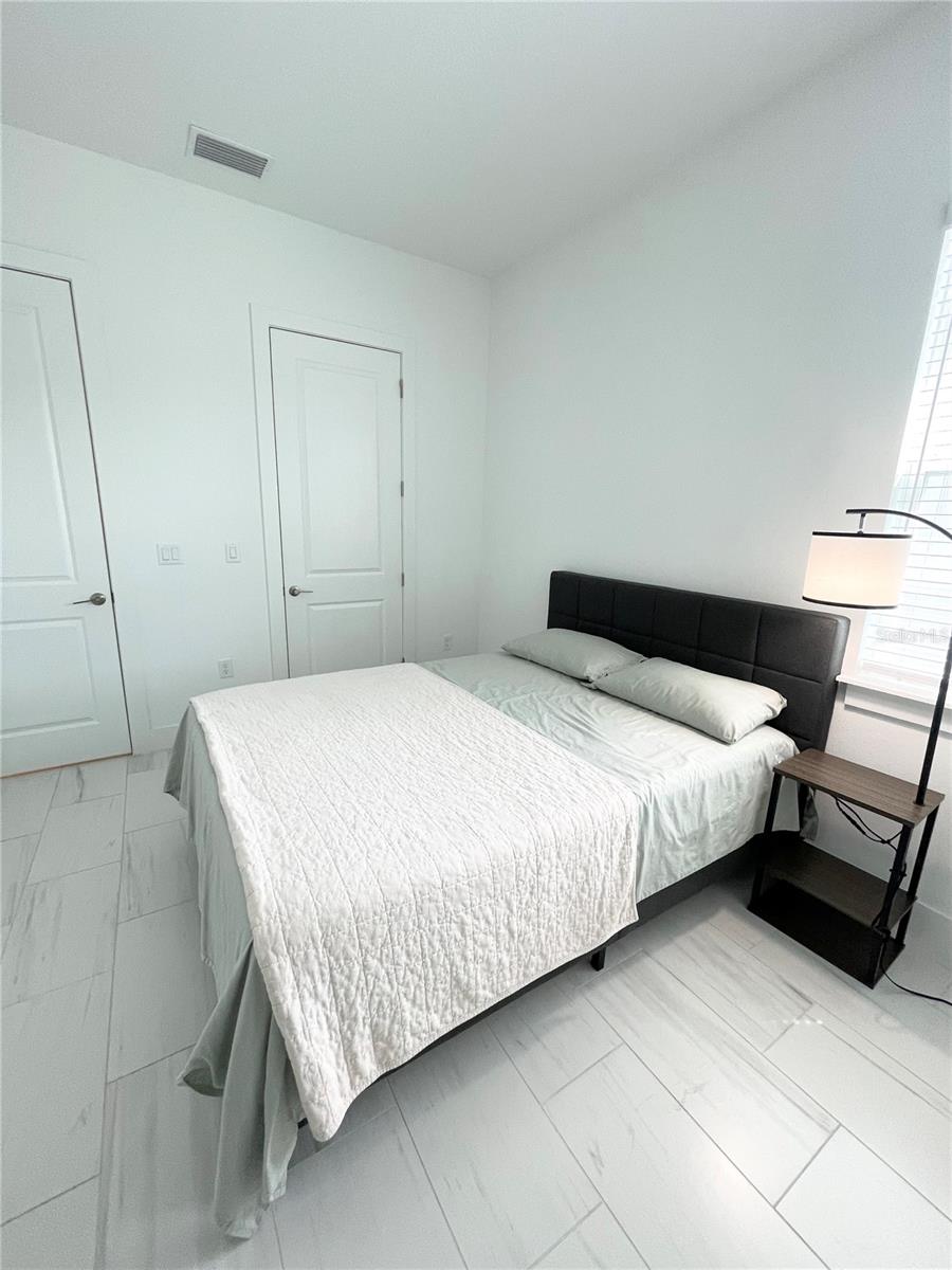 Image 25 of 49 For 8486 Ivy Stark Boulevard