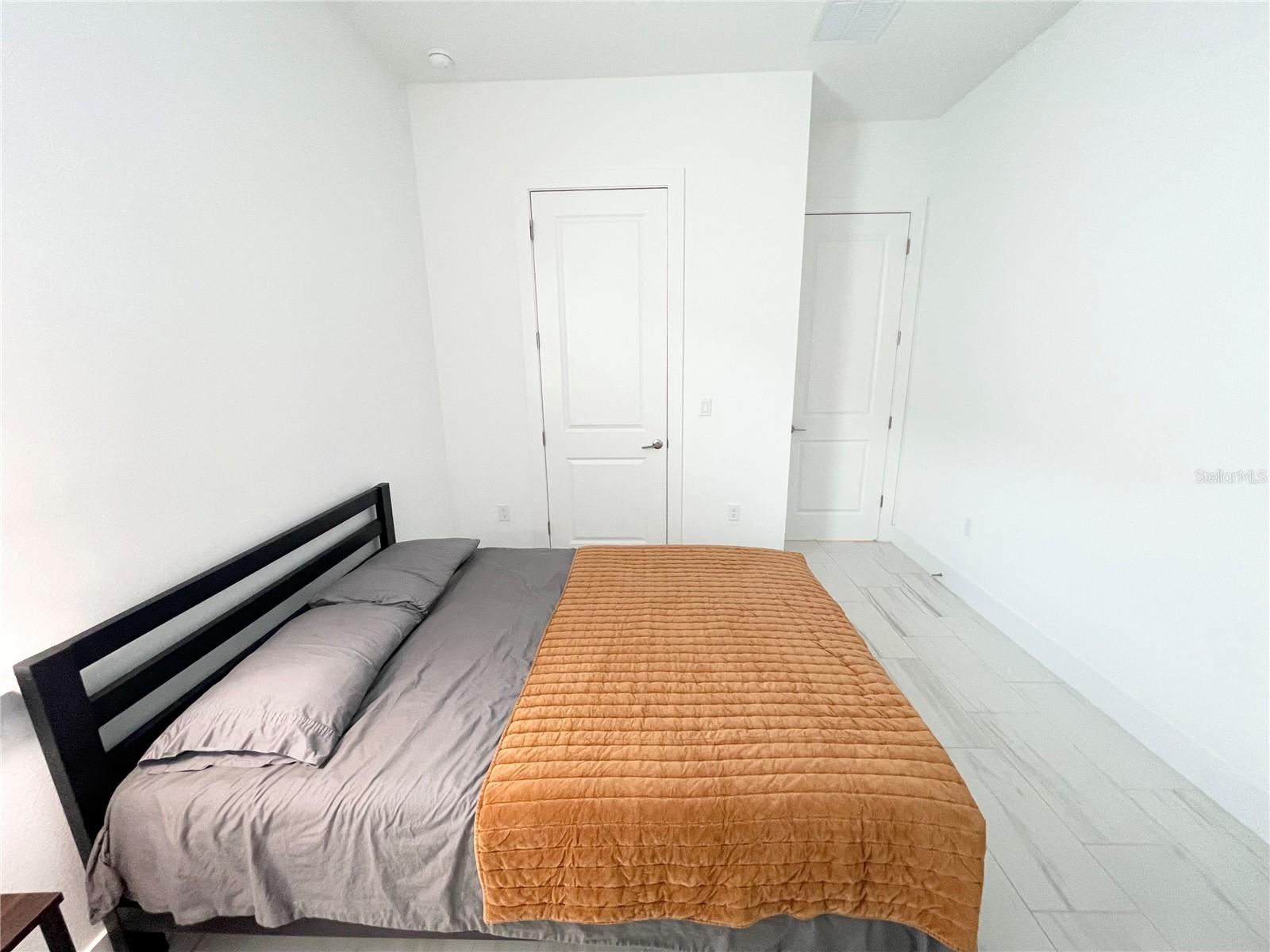 Image 32 of 49 For 8486 Ivy Stark Boulevard