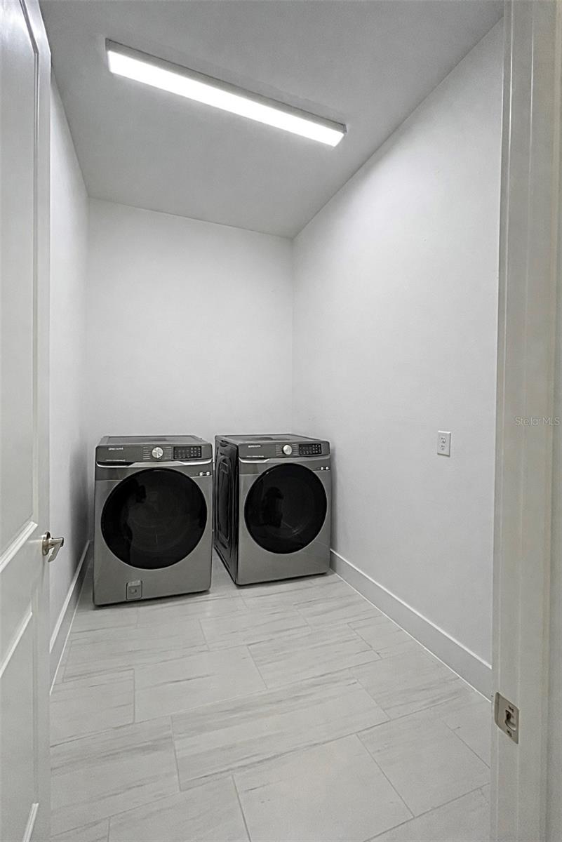 Image 44 of 49 For 8486 Ivy Stark Boulevard