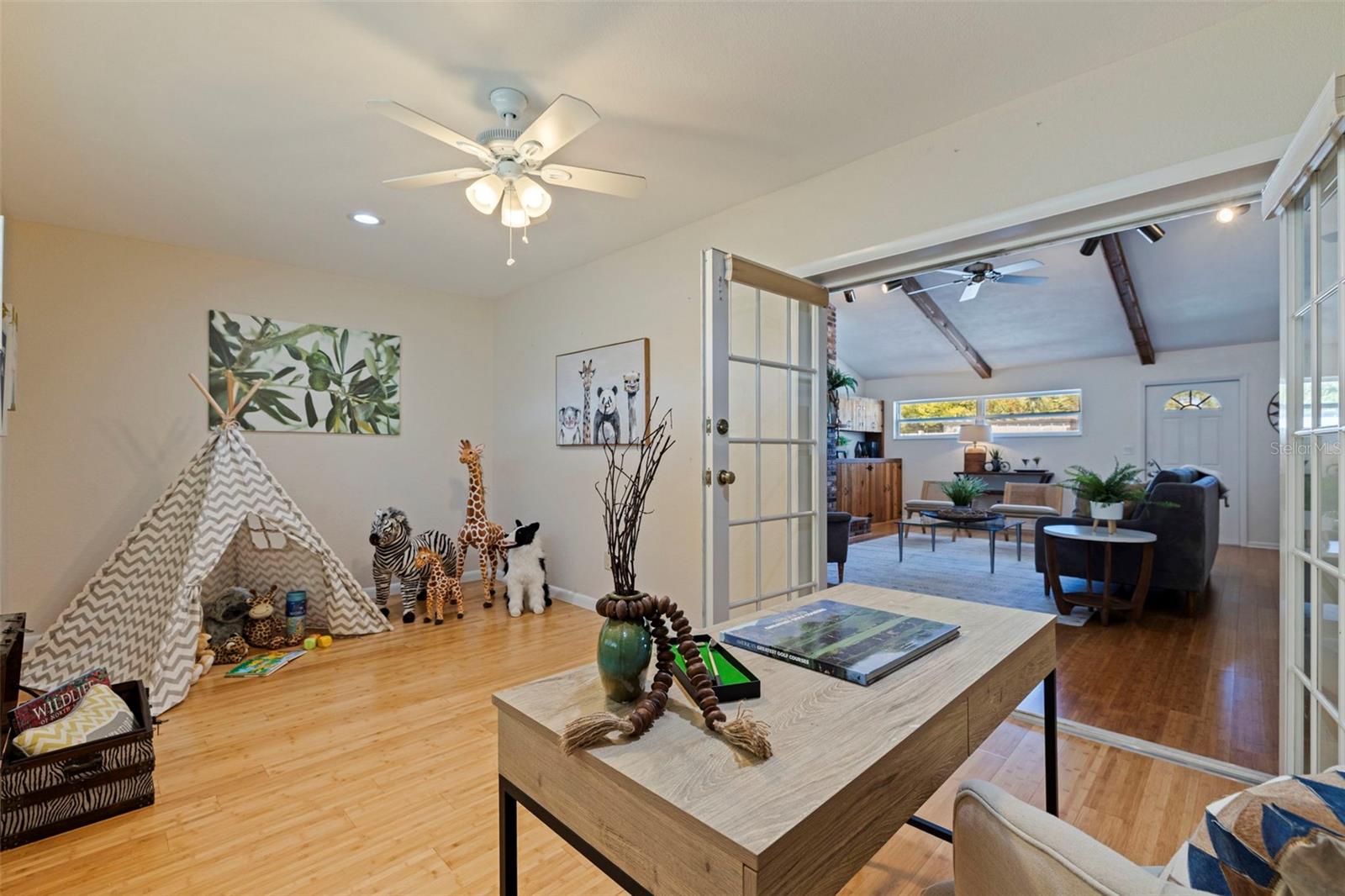 Image 17 of 35 For 6477 33rd Avenue N