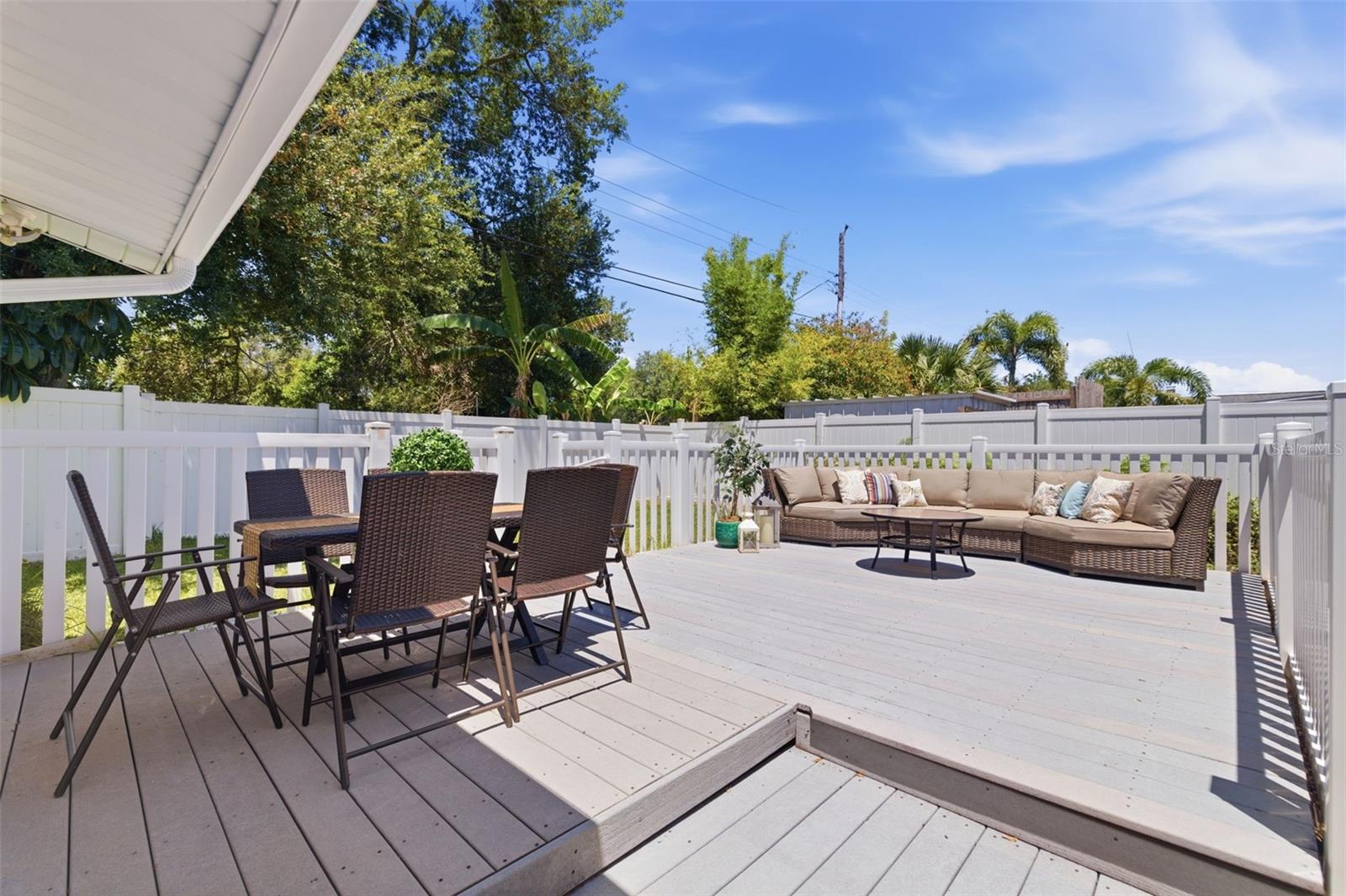 Image 18 of 35 For 6477 33rd Avenue N