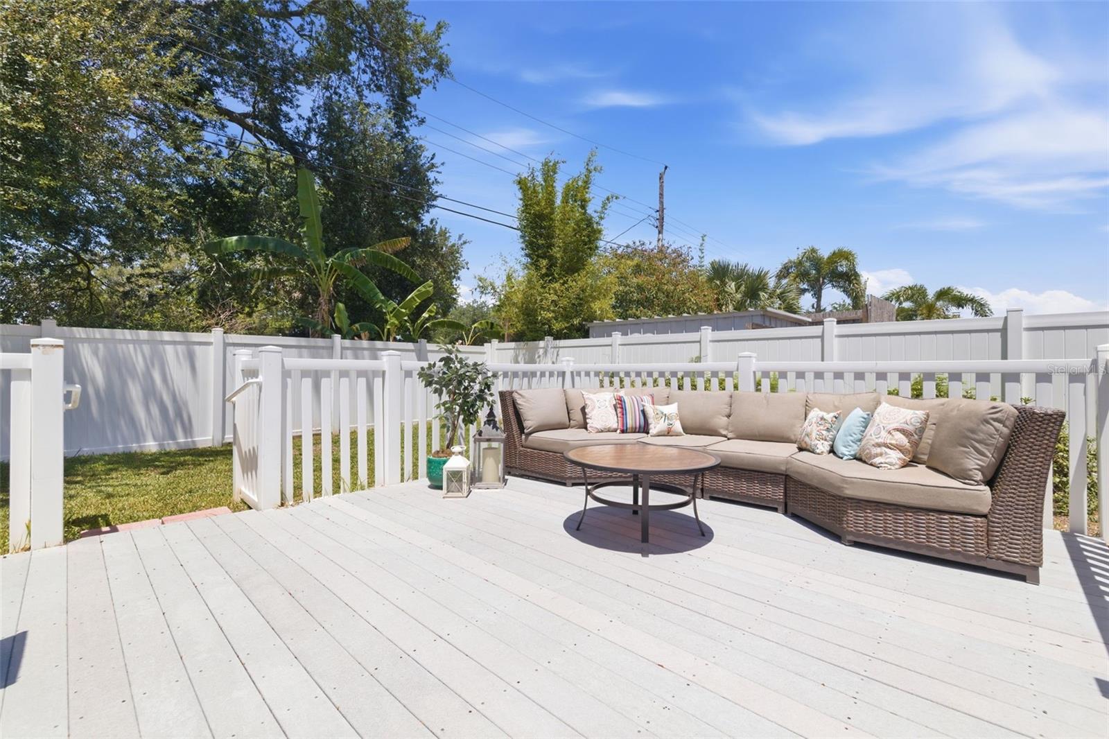 Image 20 of 35 For 6477 33rd Avenue N