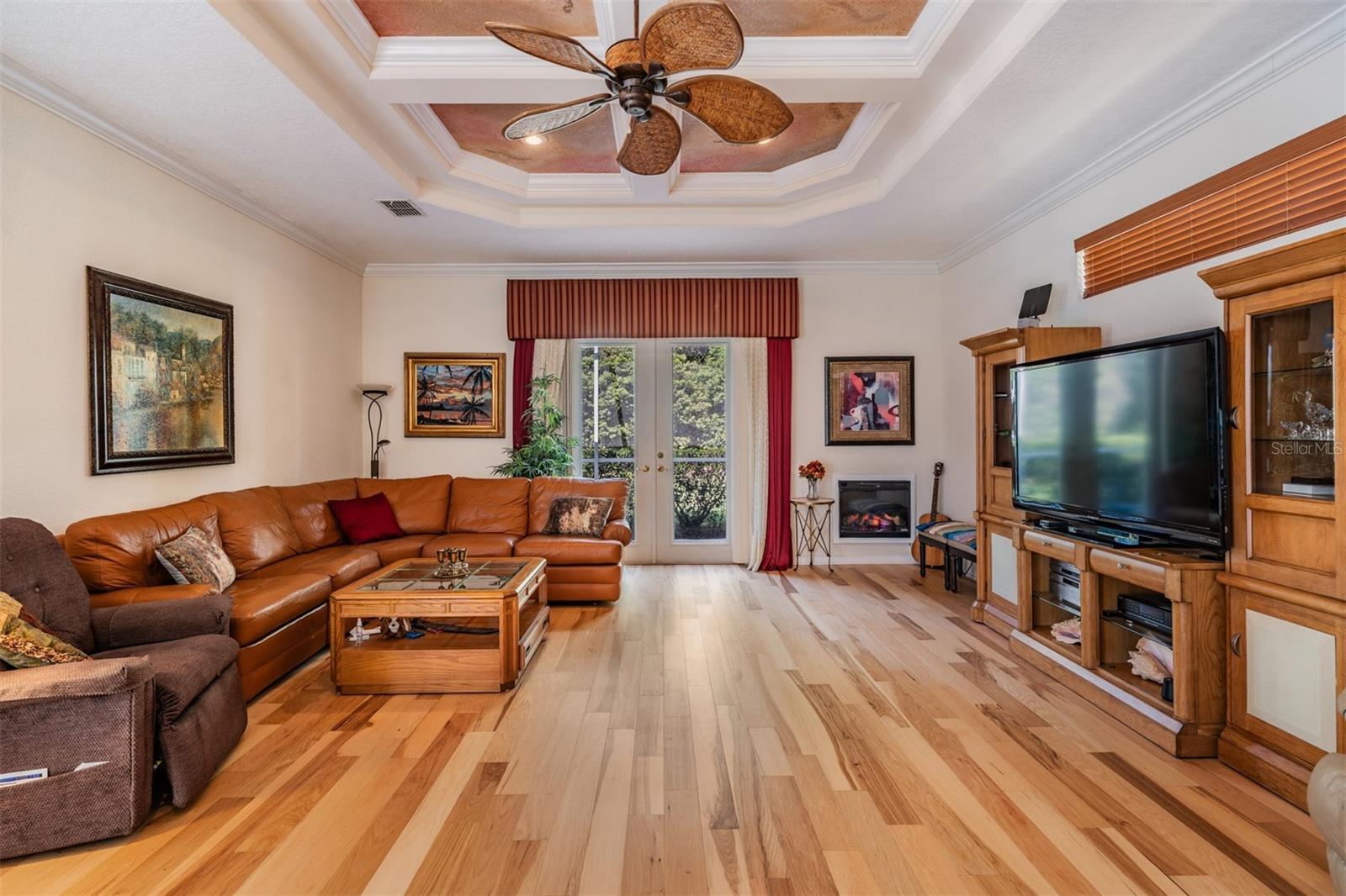 Listing photo id 17 for 12220 Woodlands Circle